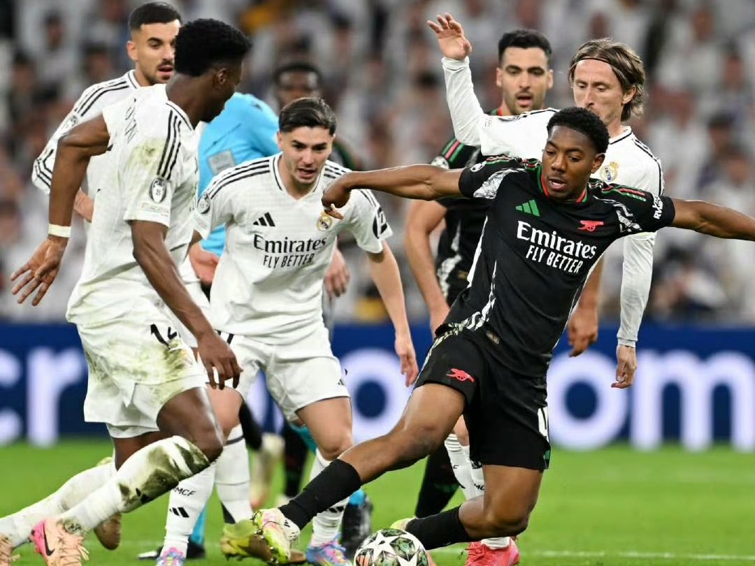 开云下载-多特蒙德轻取马竞，哈兰德梅开二度欧联杯