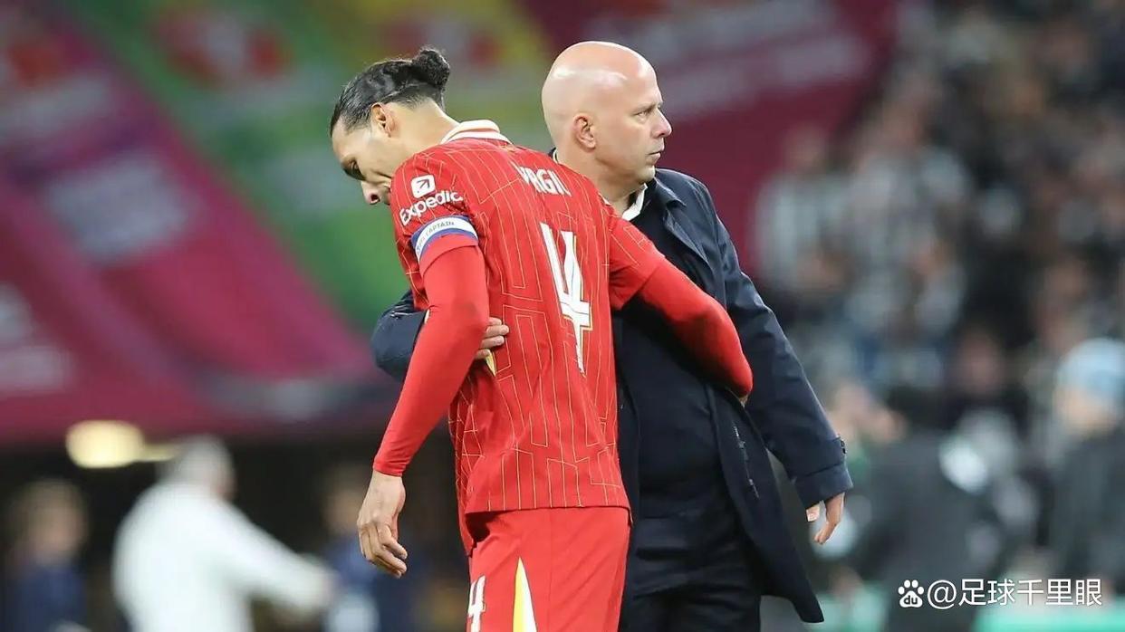 拜仁力克曼联，范戴克补时绝平法甲的简单介绍