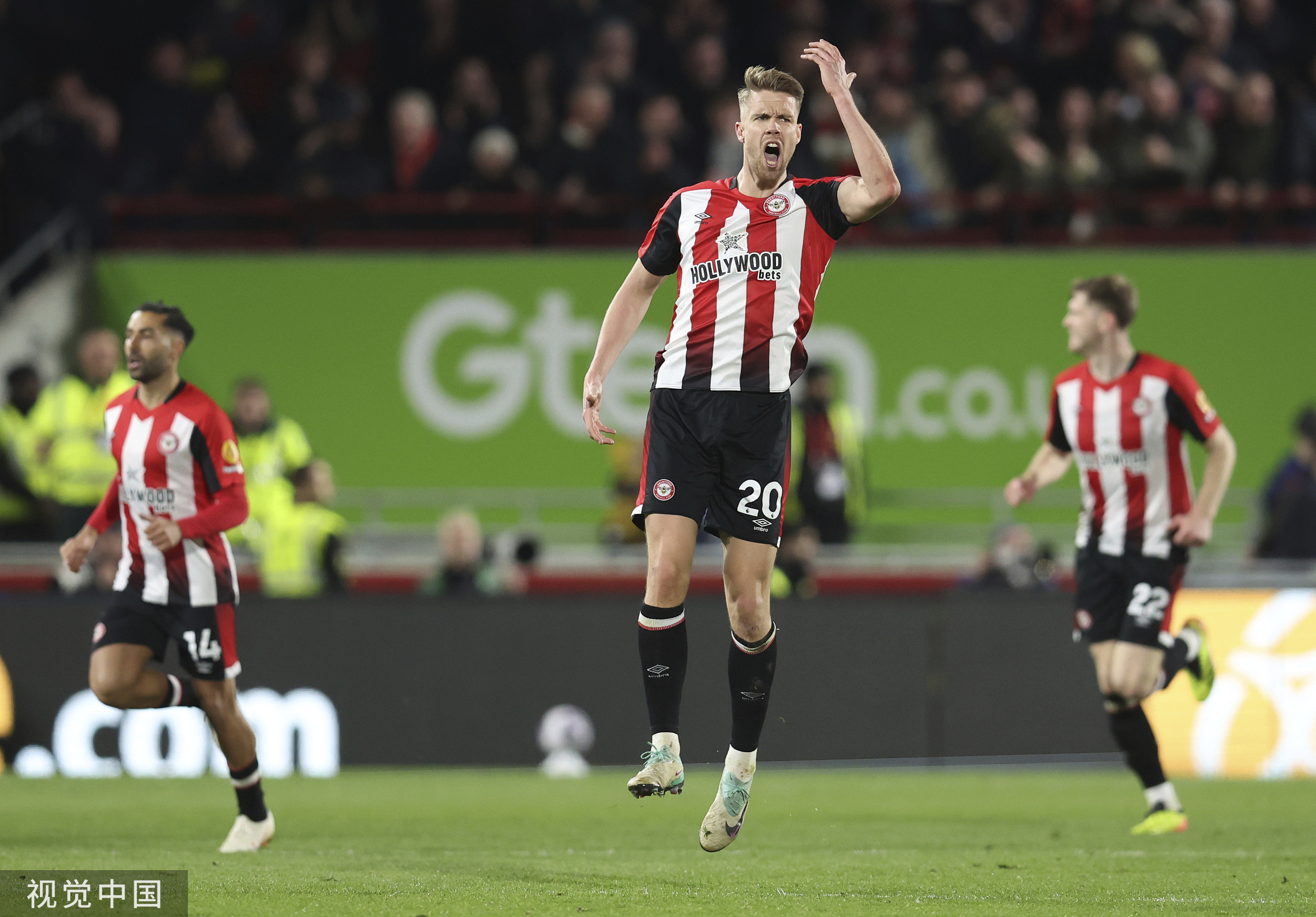 曼联力克波尔图，凯恩补时绝平法甲